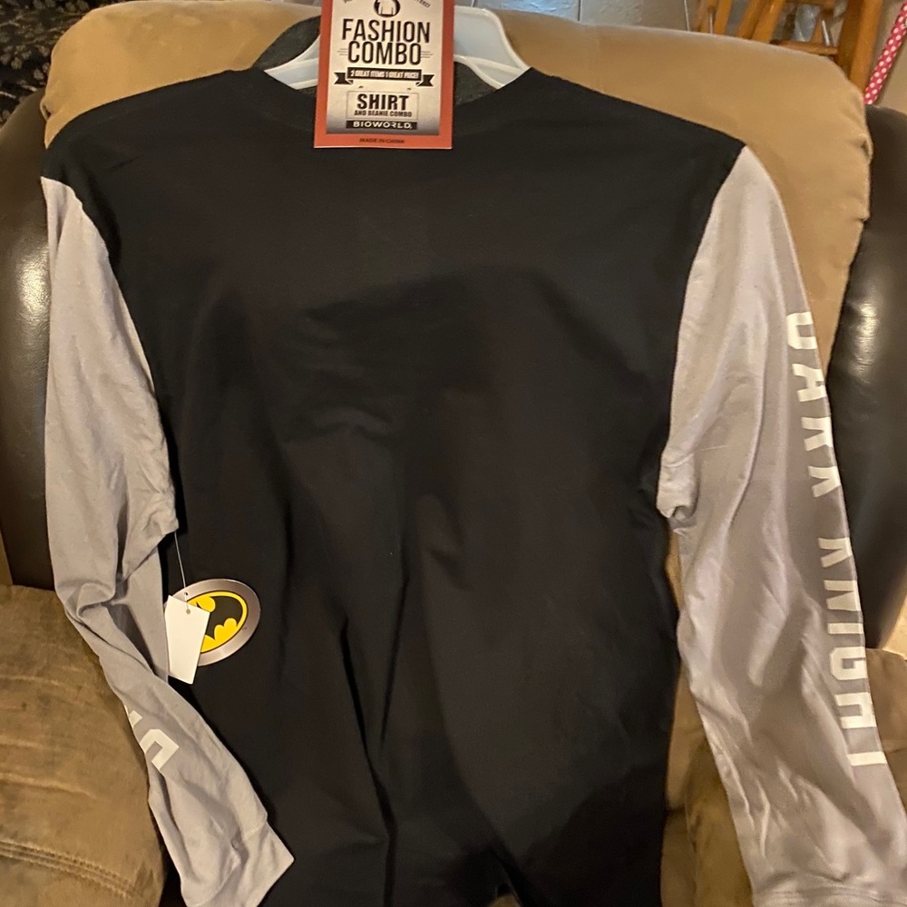 New Batman long sleeve top and beanie - Picture 8 of 9